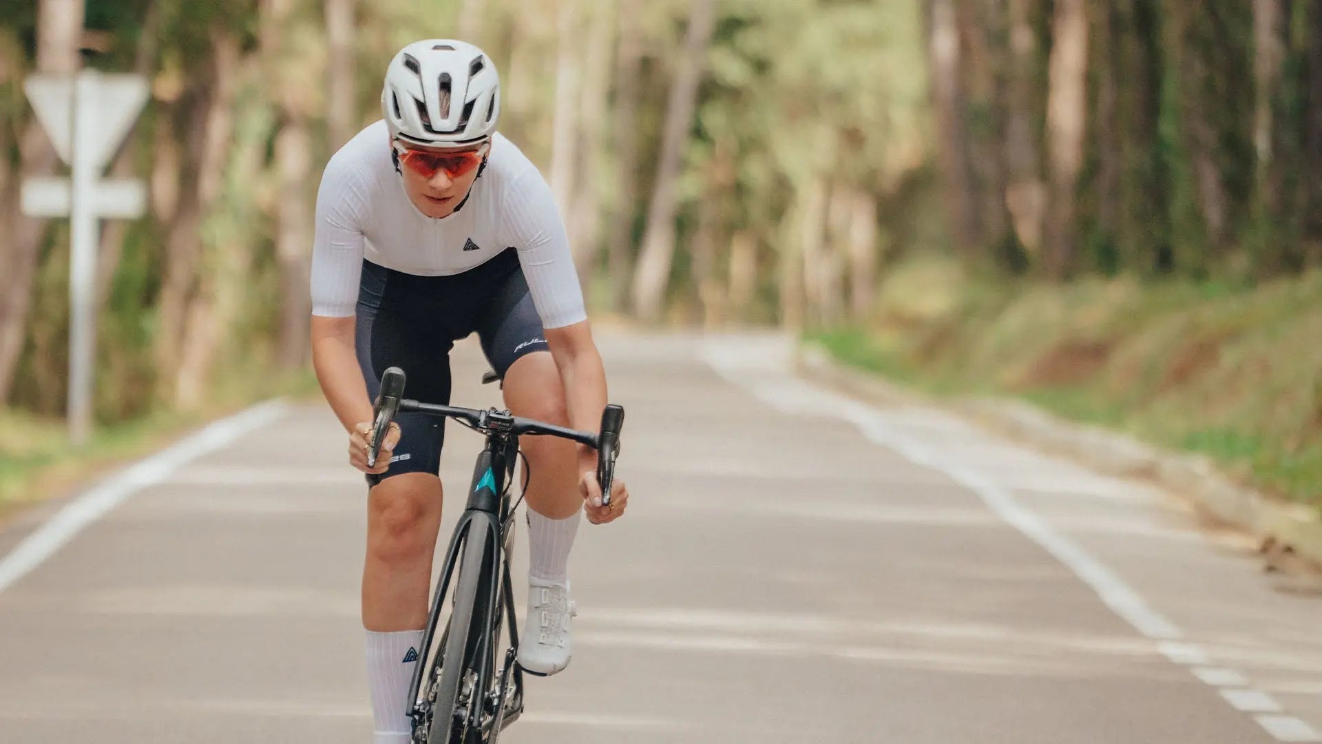Aero Jerseys | Women's | Rule 28