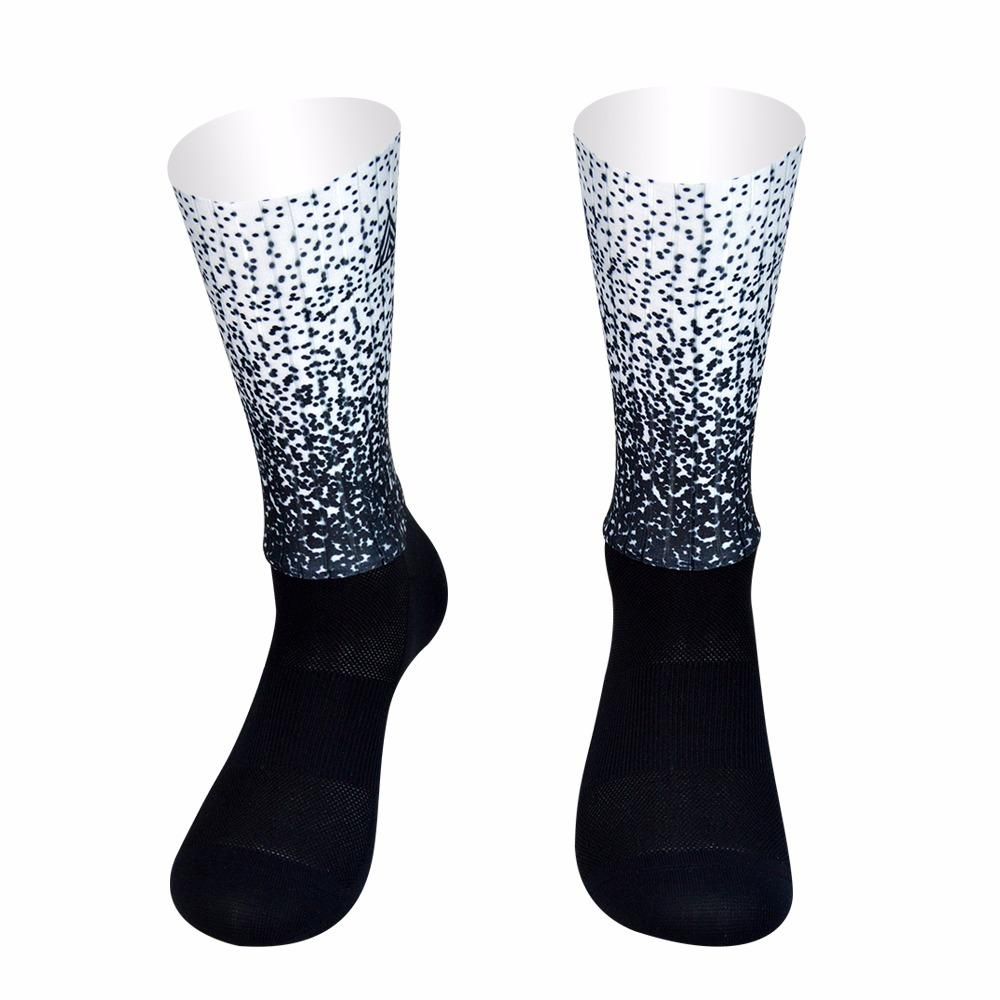 Rule 28 x Velokicks Aero Socks | Rule 28 Cutting Edge Cycling Apparel
